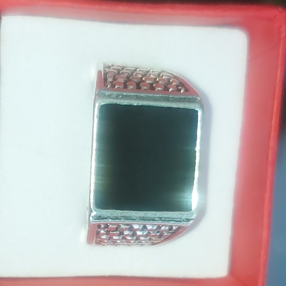 Silver and Black Square Ring - Picture 7 of 9